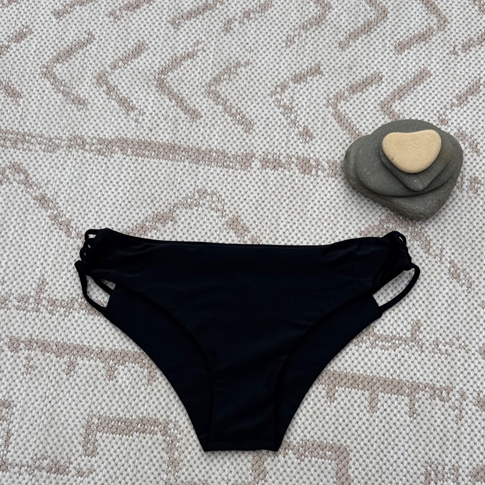 Cielo Rosso Black Bikini Bottom with Side Cutouts